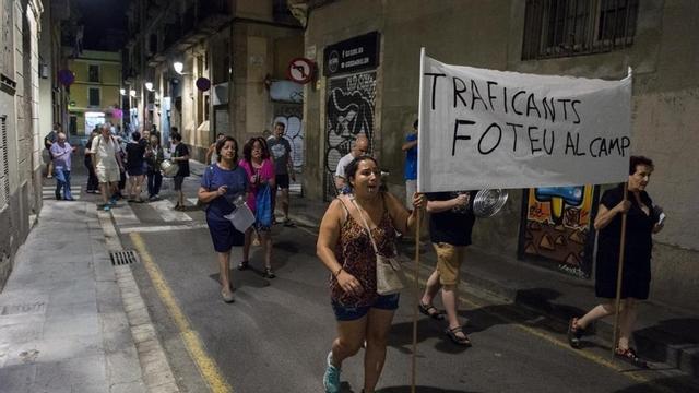 zentauroepp39694939 barcelona 14 08 2017 barcelona cacerolada habi170815210117