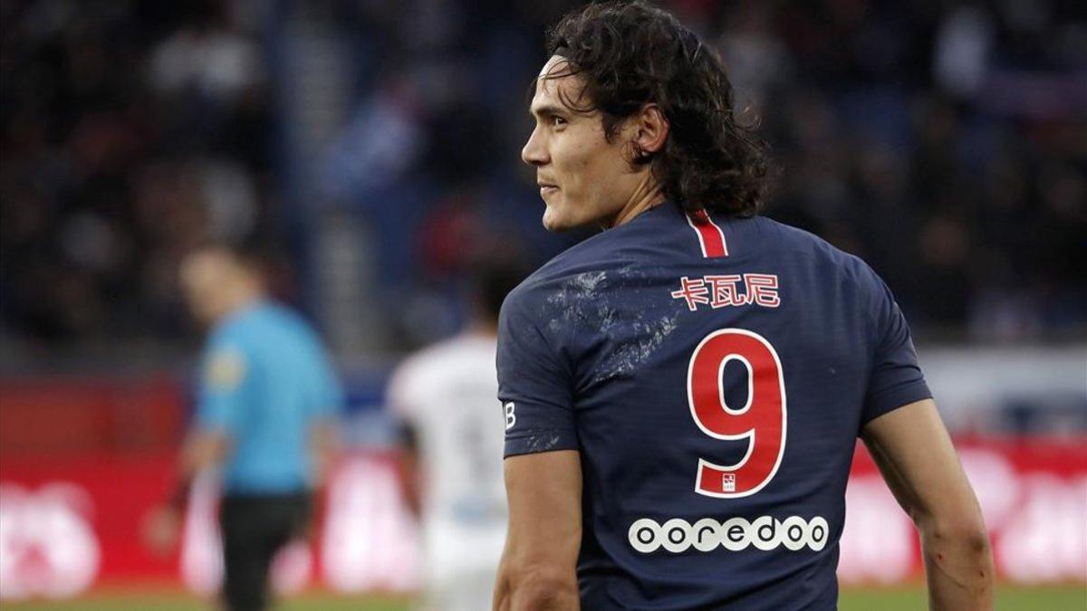 Cavani volvió a salvar al PSG