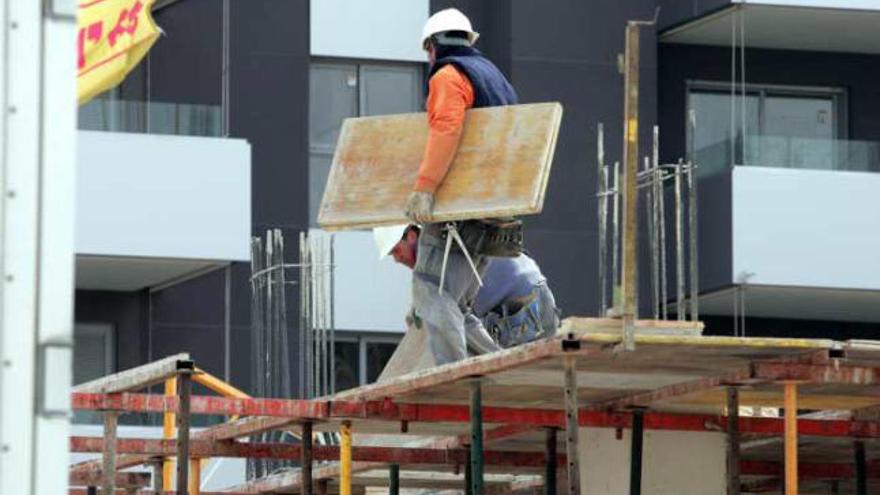 La construcción de nuevas viviendas en Elche se encuentra prácticamente estancada.