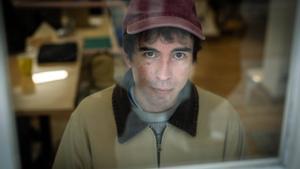 El artista Ferran Palau, el pasado 17 de diciembre en Gràcia. 