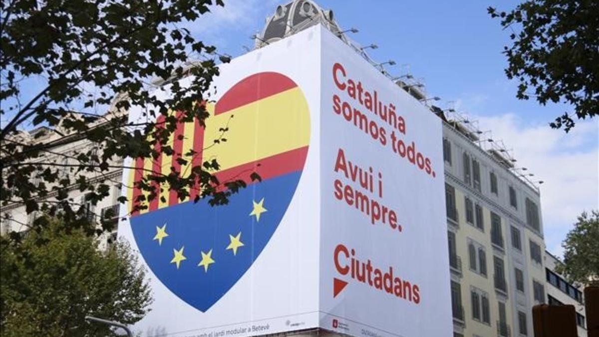 jregue49812952 pancarta de cs amb el lema  catalunya som tots  avui i sempr190911204037