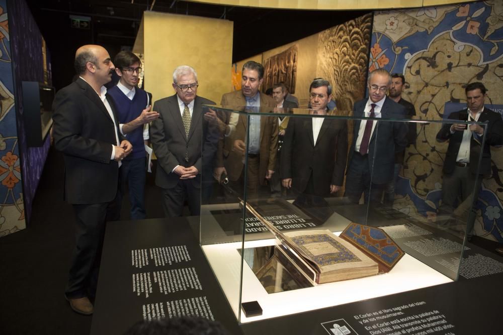 Exposición joyas preciosas de Irán en el MARQ.