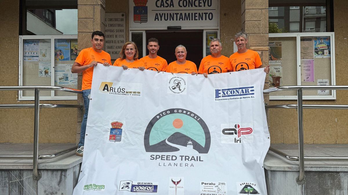 Por la izquierda, Nicolás Fernández, Montserrat Alonso, Gerardo Casas, Eva María Pérez, Jose Antonio González y Luis Miguel Alzaga presentan la segunda edición del 13k Speed Trail de Arlós