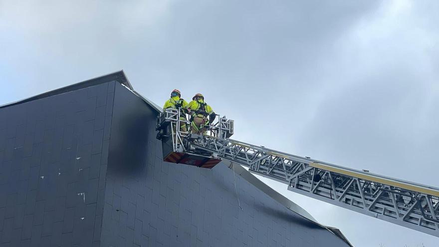 Emerxencias realiza más de una veintena de intervenciones por el temporal en Oleiros