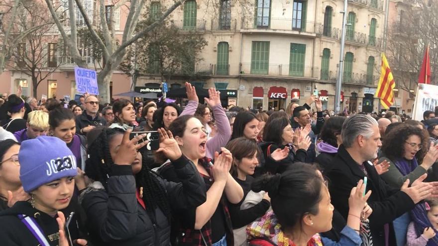 Un momento, este miércoles, de la manifestación organizada por la Coordinadora 8M Transfeminista.