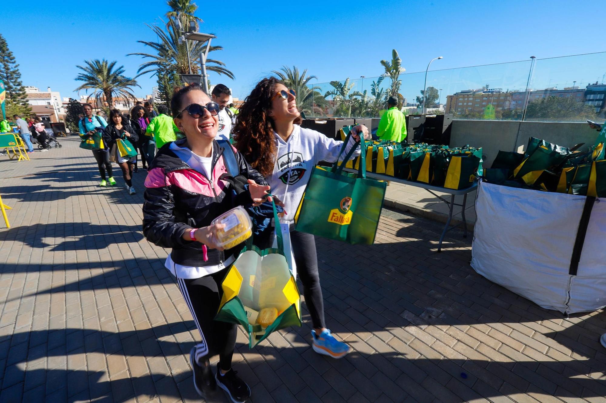 Segundo día de ExpoDeporte del Maratón Valencia Trinidad Alfonso