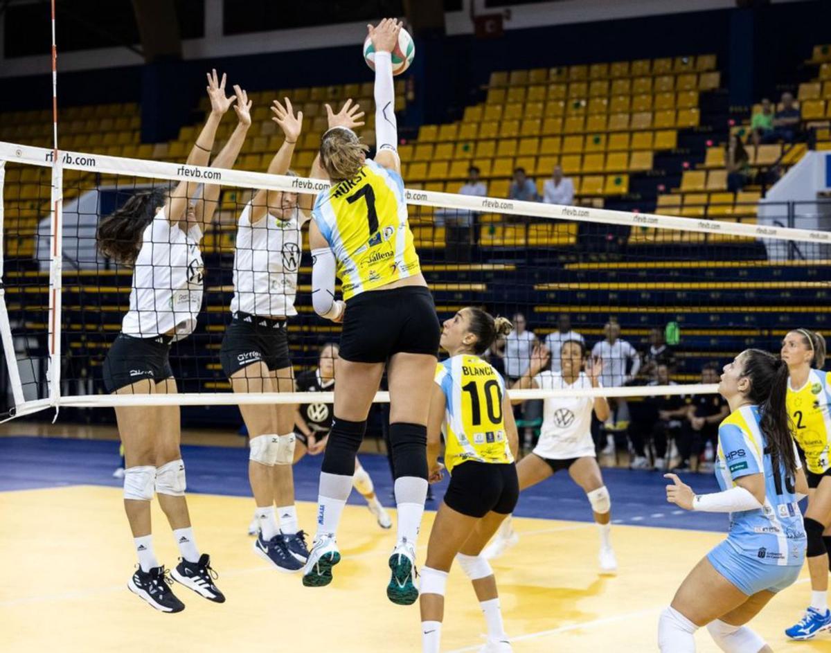 Imagen del derbi entre el Sayre y el Heidelberg en el Centro Insular. |