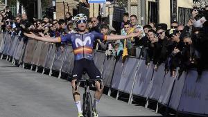 El español Iván Romeo, del Movistar, celebra su victoria este jueves tras ganar la segunda etapa de la 72ª edición de la Vuelta Ciclista Andalucía-Ruta del Sol, de 138 kilómetros entre Torrox (Málaga) y Otura (Granada), un triunfo que le valió, además, para convertirse en el nuevo líder de la clasificación generaL