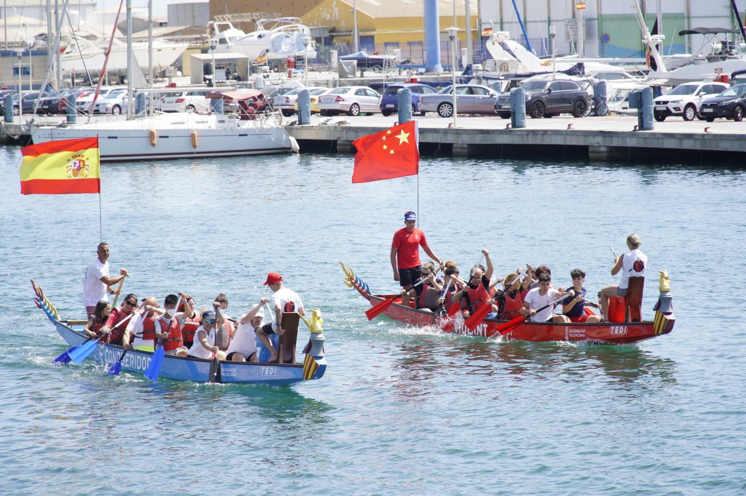 Celebraciones del bote del dragón en el Grau de Castelló