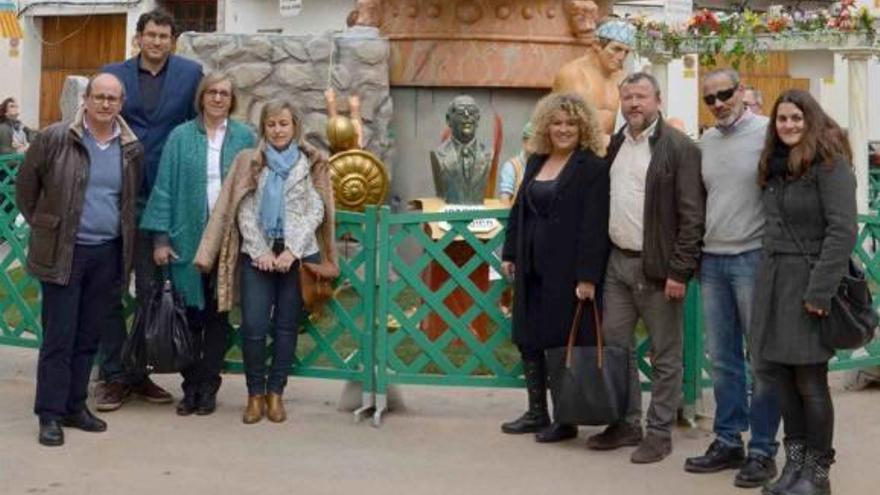 Autoridades de Aranjuez visitan por primera vez la Fallas y la Semana Santa