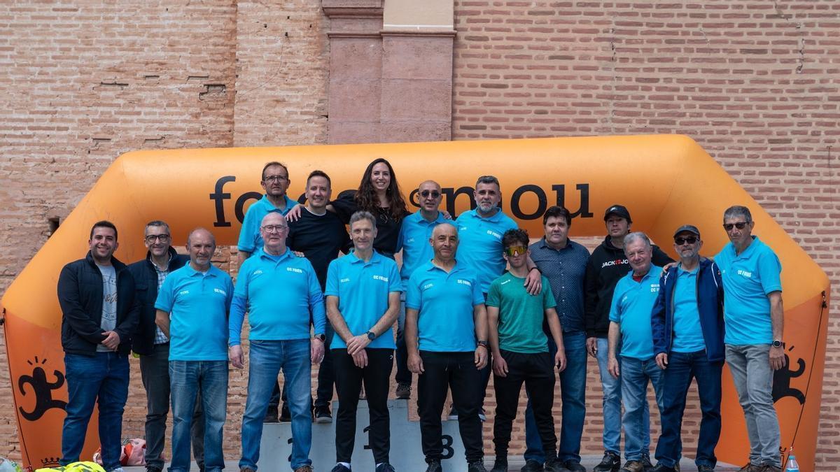 Organizadores del I Gran Fons de Escuelas Ciclistas de Foios.