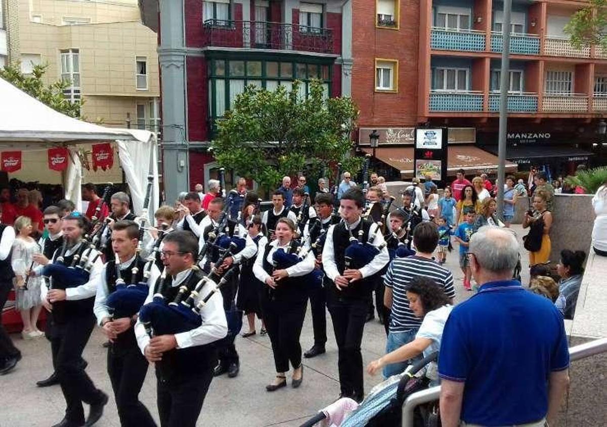 Gaitas bretonas y folk asturiano
