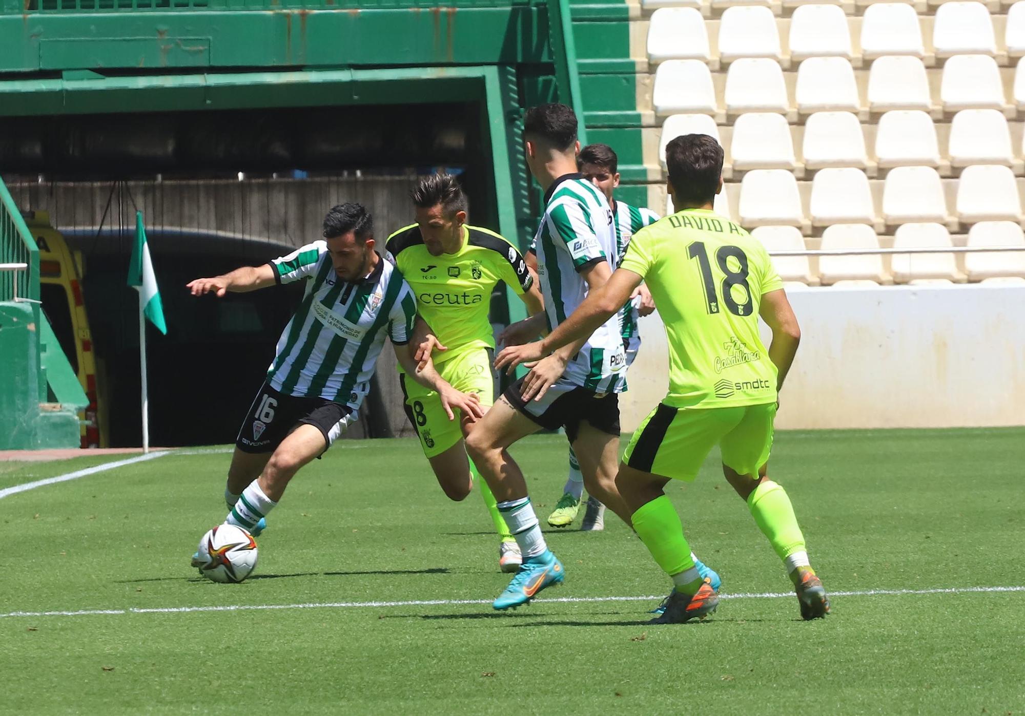 Las imágenes del Córdoba CF-AD Ceuta CF