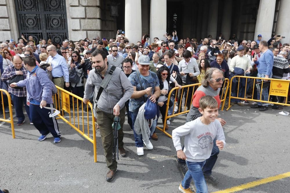 Búscate en la mascletà del 9 de marzo