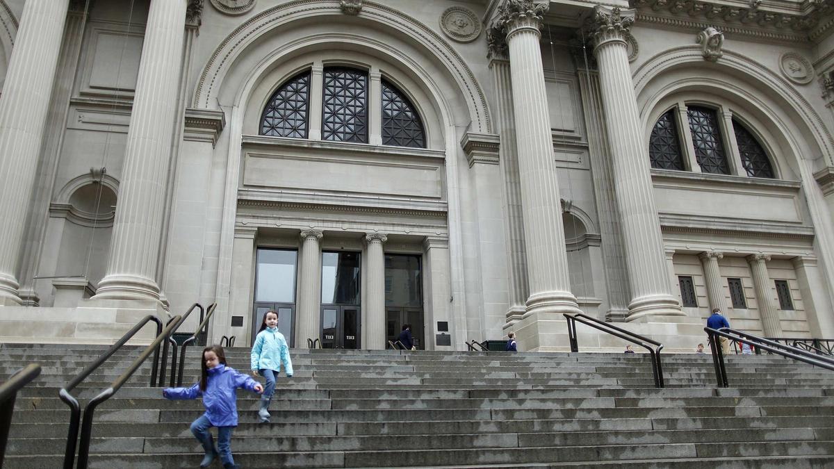 Exteriores del MET, en Nueva York