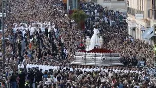 Las cofradías del Lunes Santo retrasan una hora su salida