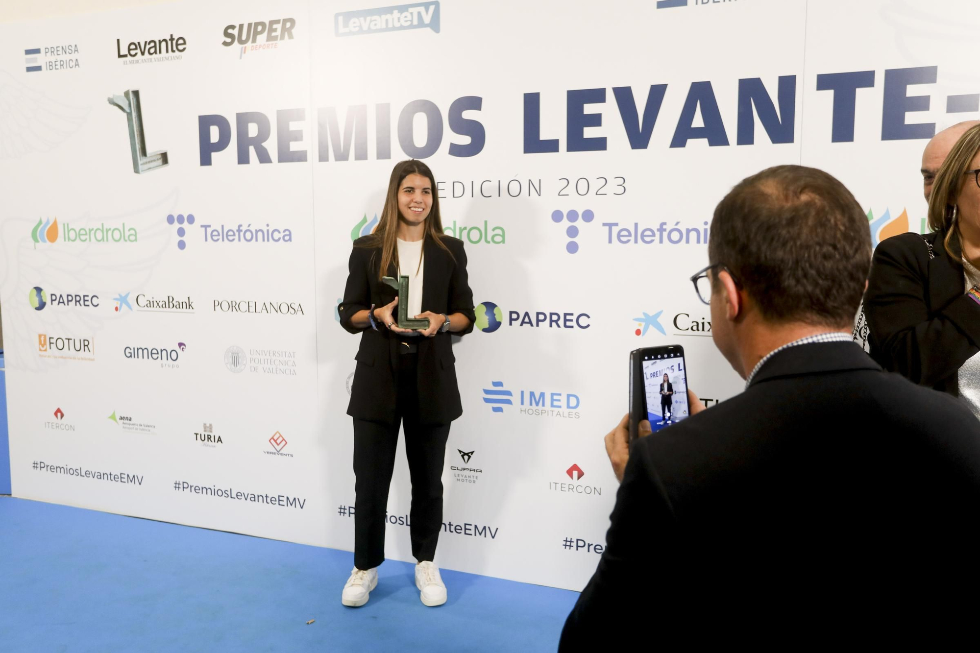 Búscate en la Gala de los Premios Levante 2023