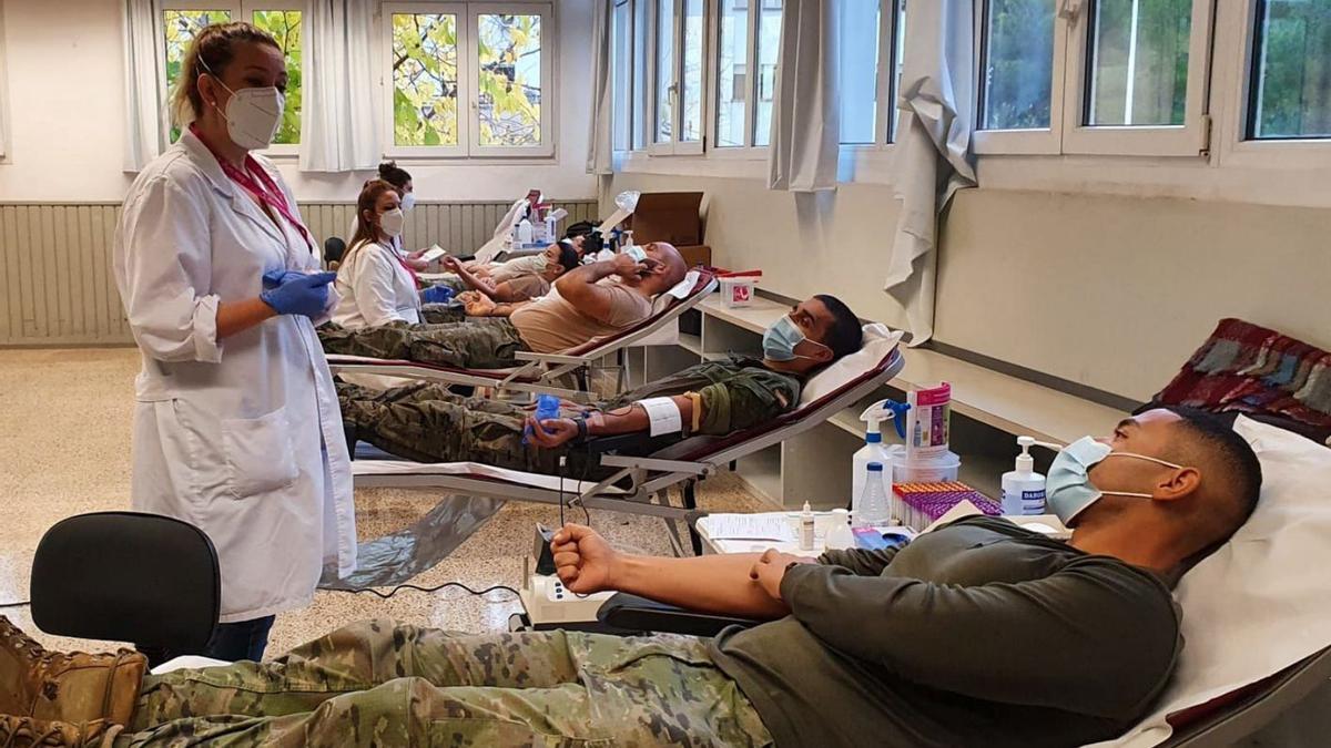 Un productiva donación en la Base militar Jaime II.