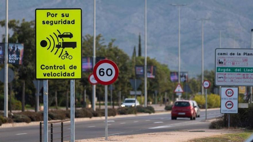 Detenido un hombre en Castellón por golpear e intentar tirar del coche a su mujer