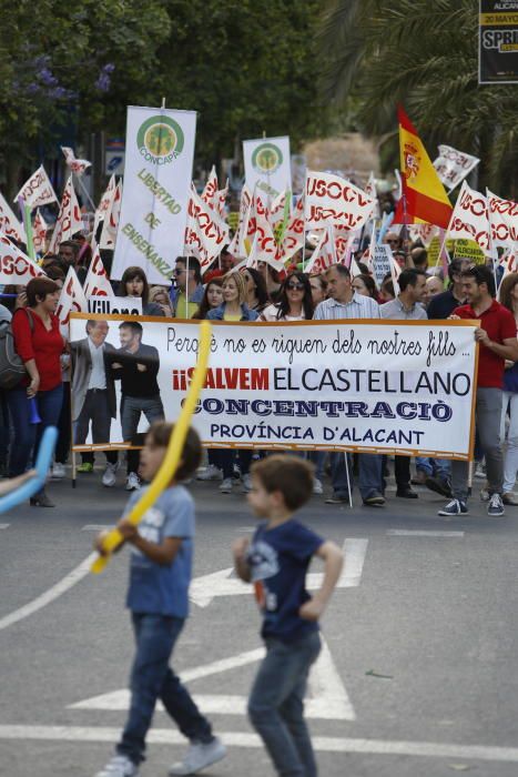 Los padres insisten en que se paralice el decreto y reclaman poder elegir la lengua vehicular en la que aprendan sus hijos