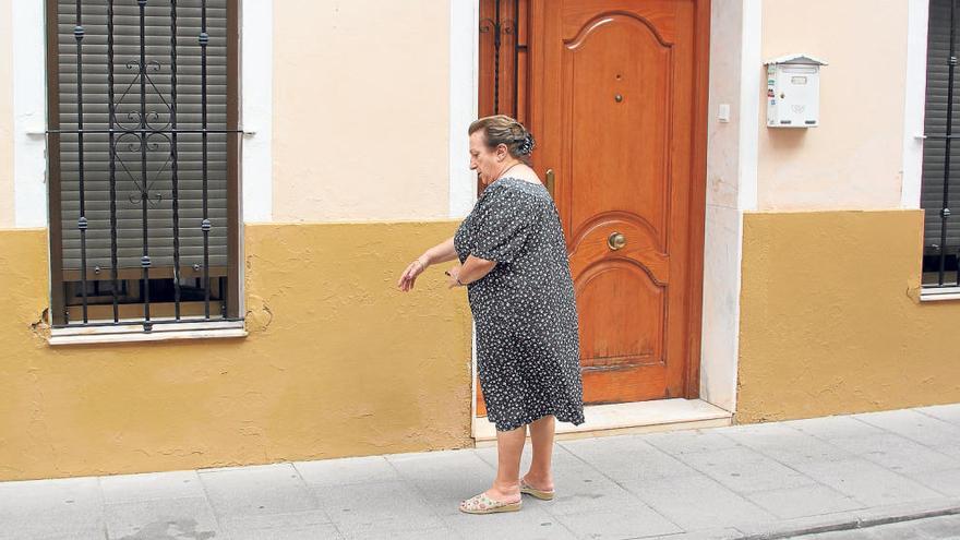 Un ladrón deja muerta clínicamente a una anciana tras asaltarla en Valencia