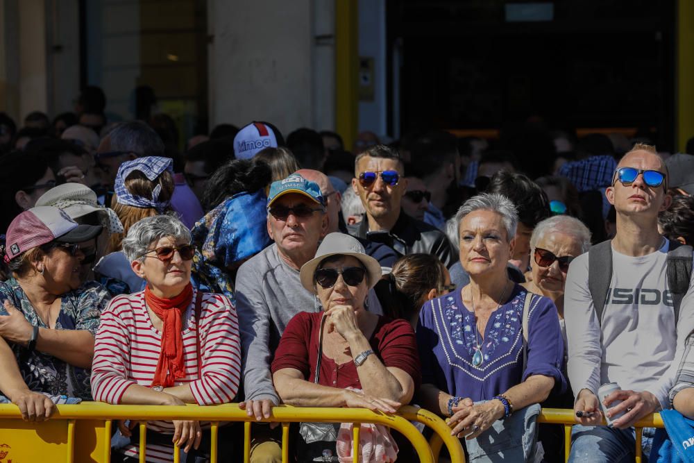 Búscate en la mascletà del 8 de marzo