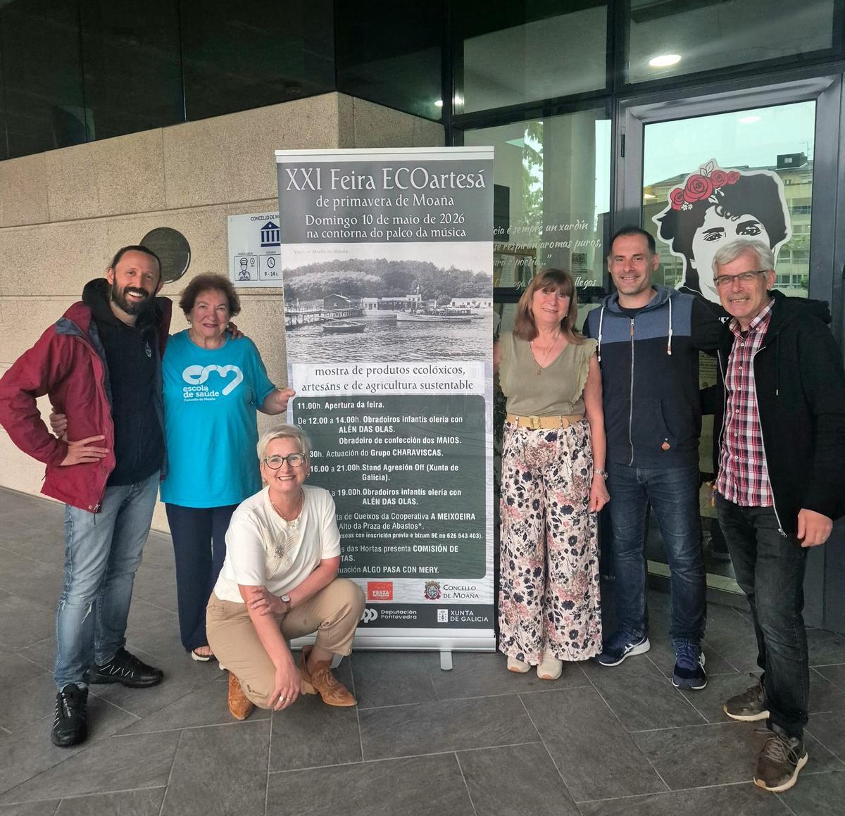 Concello y organizadores en la presentación del evento.