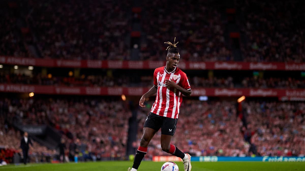 Archivo - Nico Williams, jugador del Athletic Club, durante un partido en San Mamés.