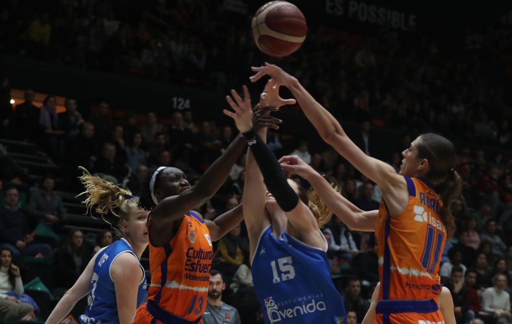 JM LOPEZ 26/01/2020 PARTIDO LIGA FEMENINA ENDESA . VALENCIA BASKET CLUB VS PERFUMERIAS AVENIDA