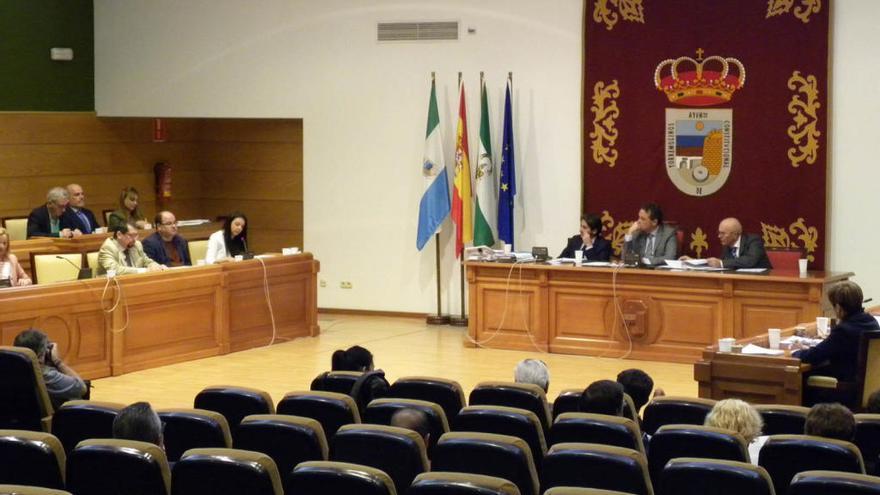 Imagen de una anterior sesión plenaria en el Ayuntamiento torremolinense.