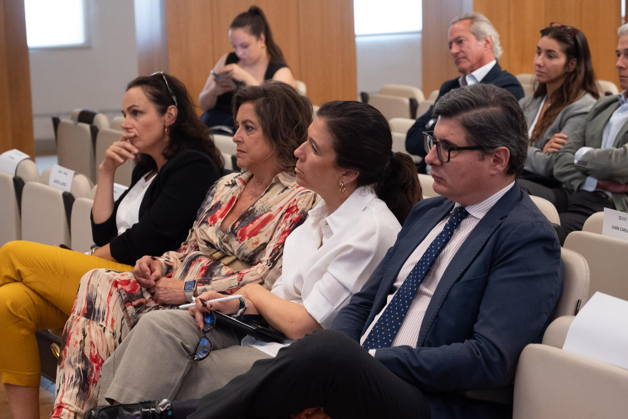 Fotogalería | Foro 'El camino hacia ciudades sin emisiones' de El Correo de Andalucía