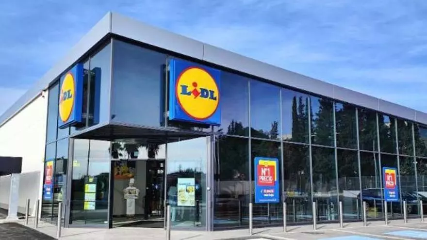 Mañana se esperan colas kilométricas en Lidl para conseguir el juego de cortinas que impiden la entrada de luz y ruido para un sueño más reparador: disponibles por 14,99 euros
