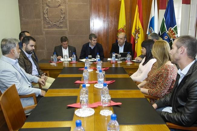 VISITA DE FERNANDO CLAVIJO A TEJEDA