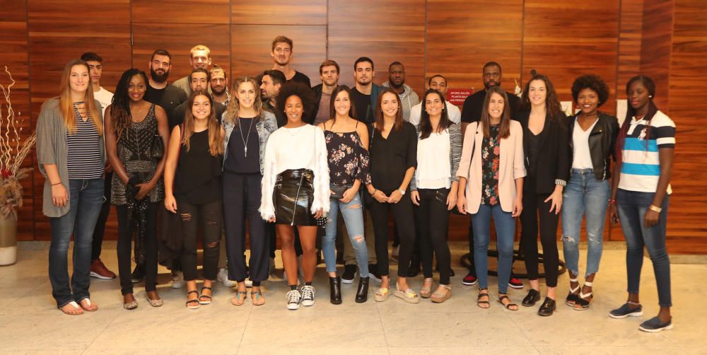 Cena del Valencia Basket con las Peñas