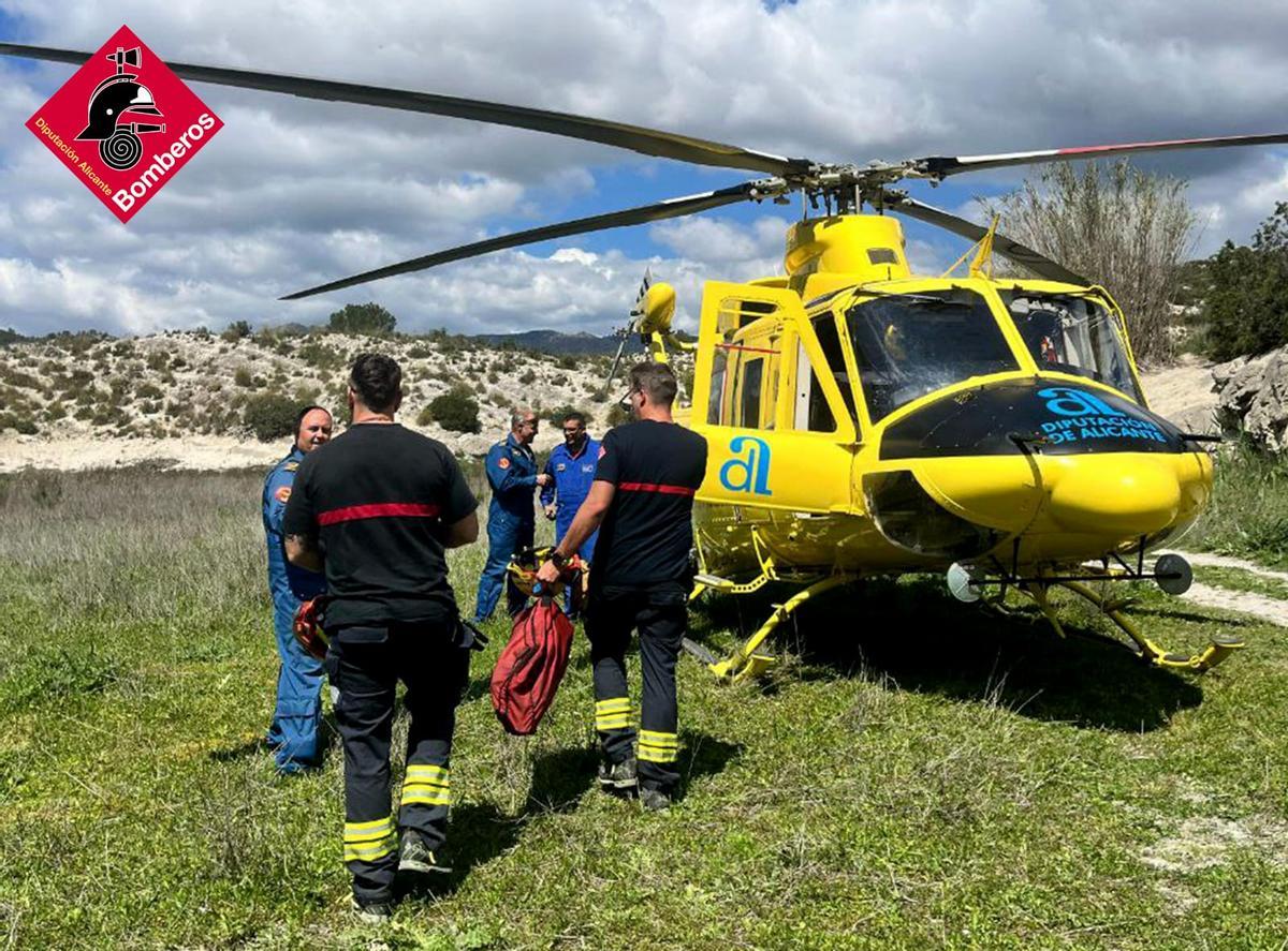 El helicóptero del Consorcio Provincial de Bomberos.