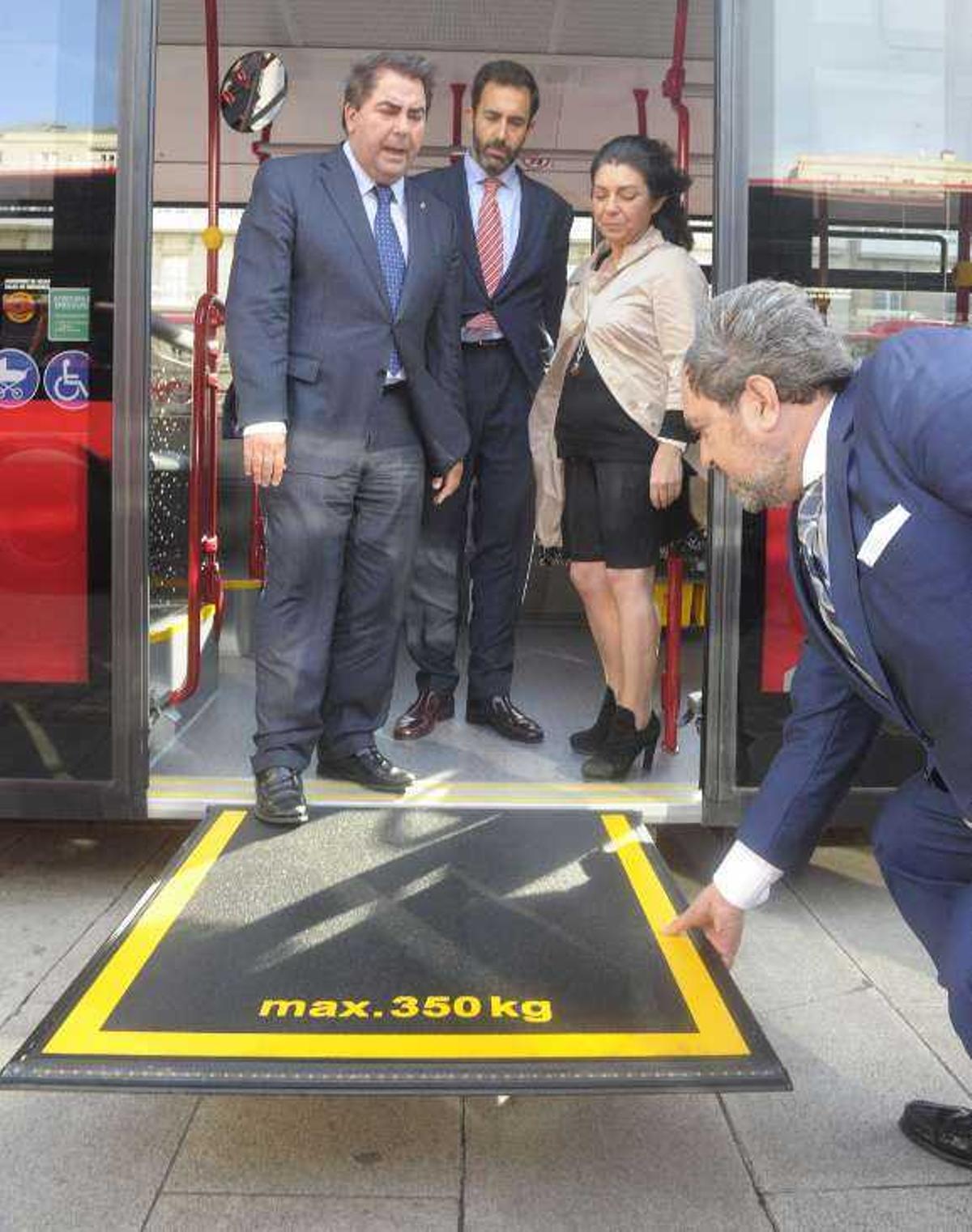 El precio del bus se mantendrá en 2015 por la renuncia de la plantilla al aumento salarial