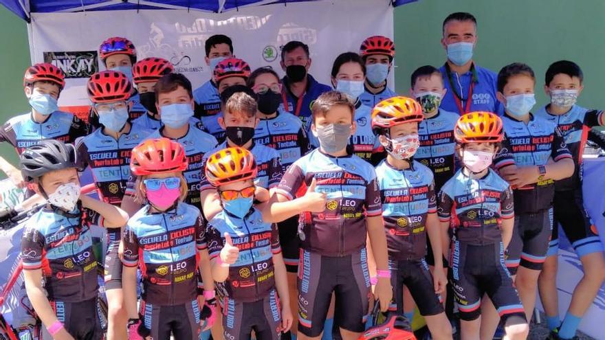 Equipo de la Escuela Ciclista Tentudía, el sábado en Cabeza la Vaca