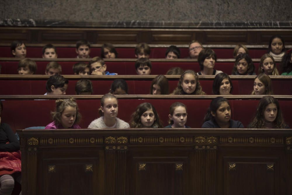 Pleno infantil en el Ayuntamiento de València