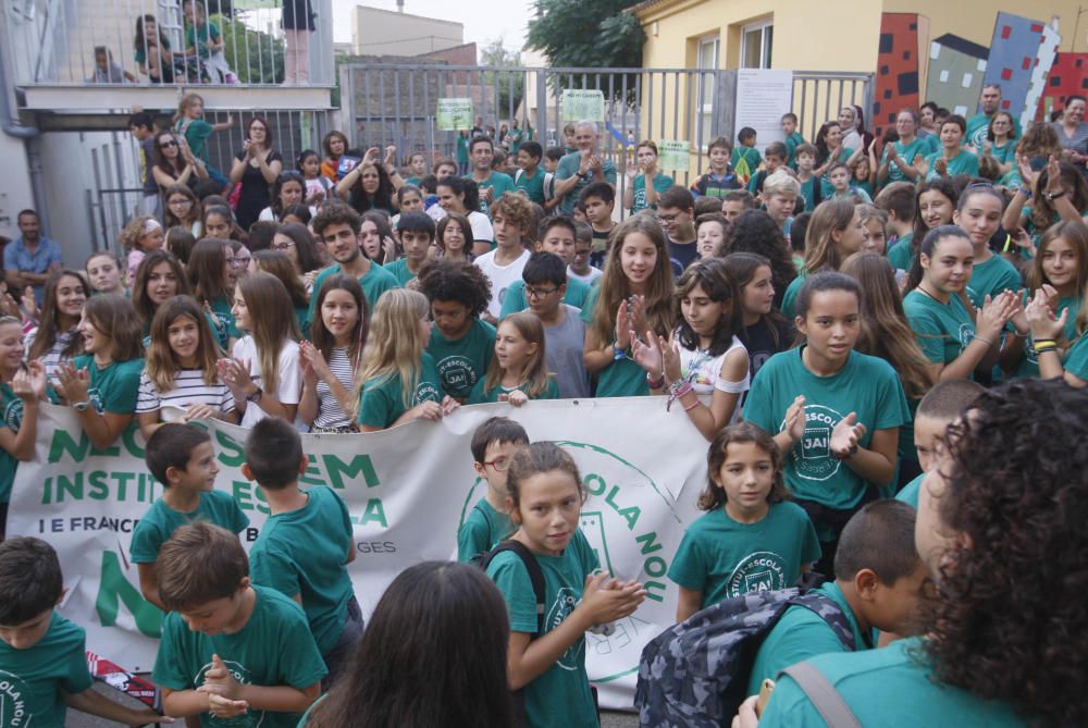 Protesta a Verges per reclamar el nou institut-escola