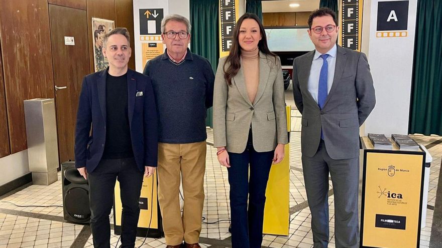 Presentación, ayer, de la programación navideña de la Filmoteca Regional Francisco Rabal. | CARM
