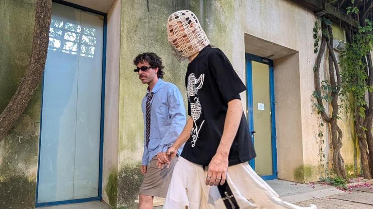 La firma cordobesa Veneno Blanco presenta en la Semana de la Moda Andaluza su colección 'Ruido blanco'.