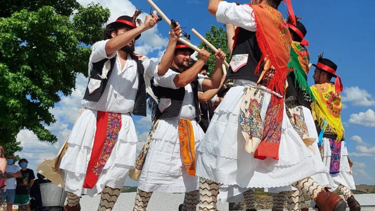 El “maridito” viajero