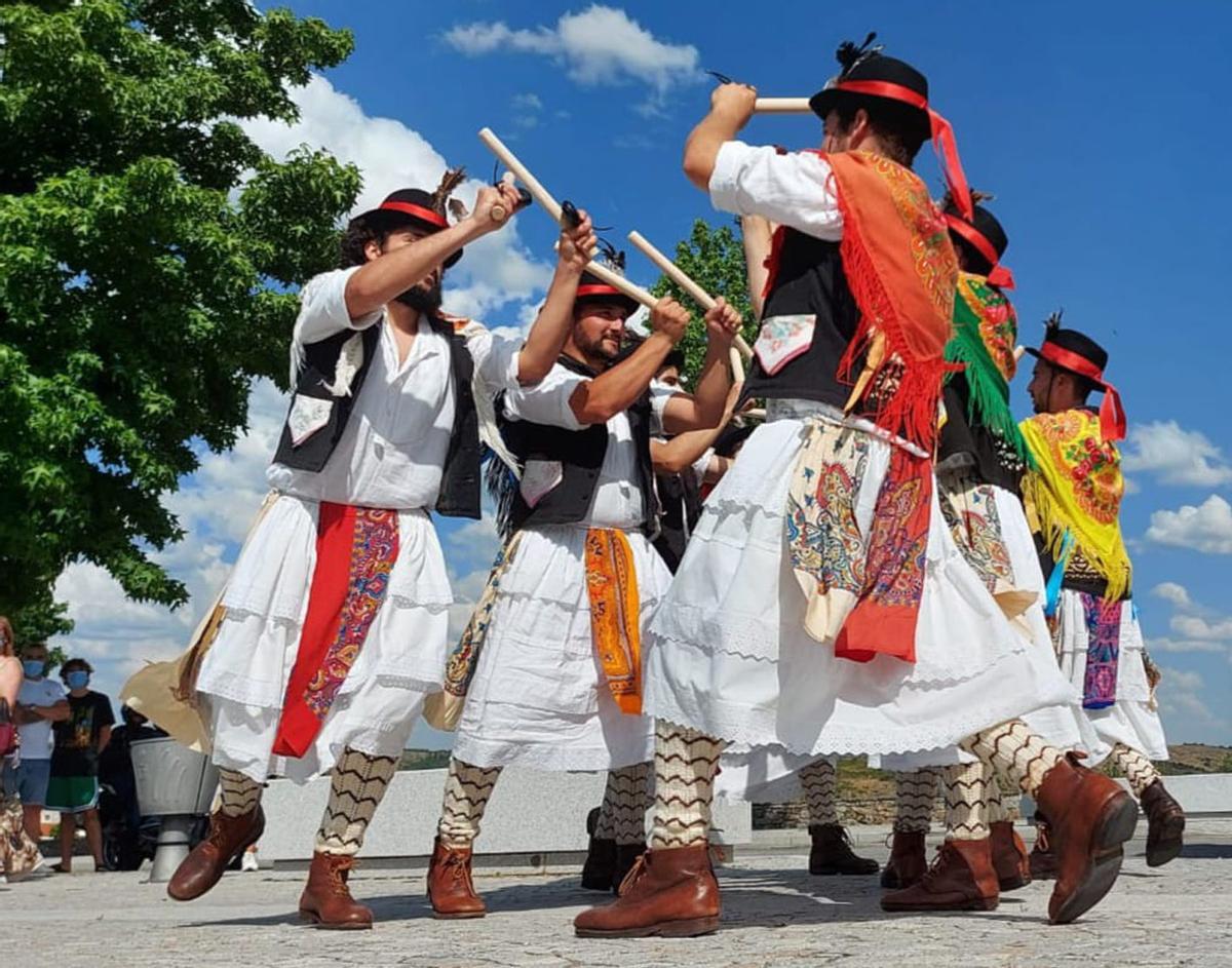 Pauliteiros de Miranda do Douro.