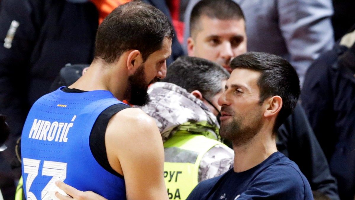 Mirotic y Djokovic se saludaron en el último Estrella Roja - Barça