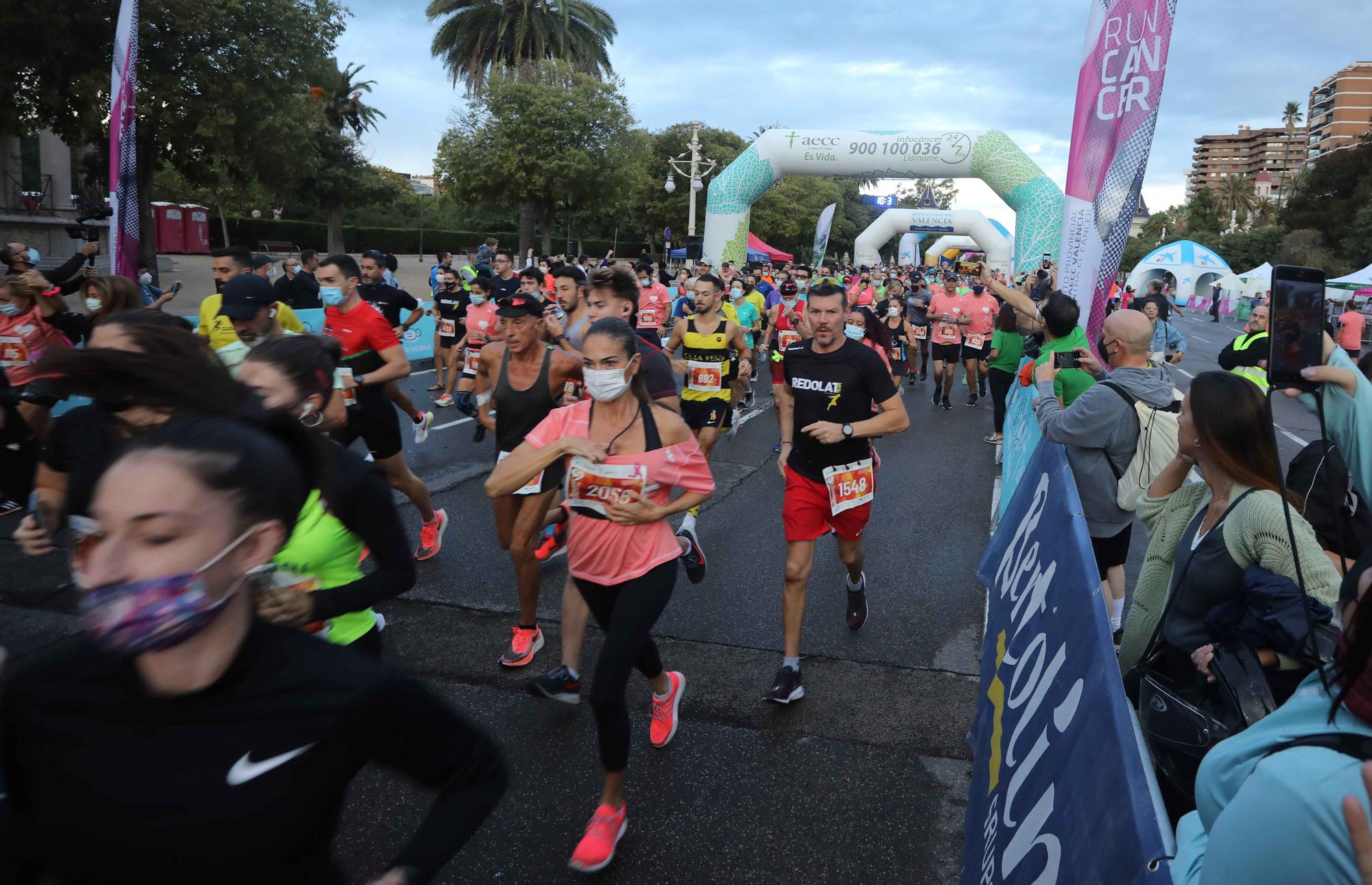 Búscate en la carrera contra el cáncer de València