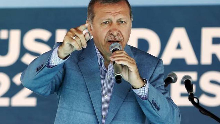Erdogan vuelve a cargar contra los periodistas