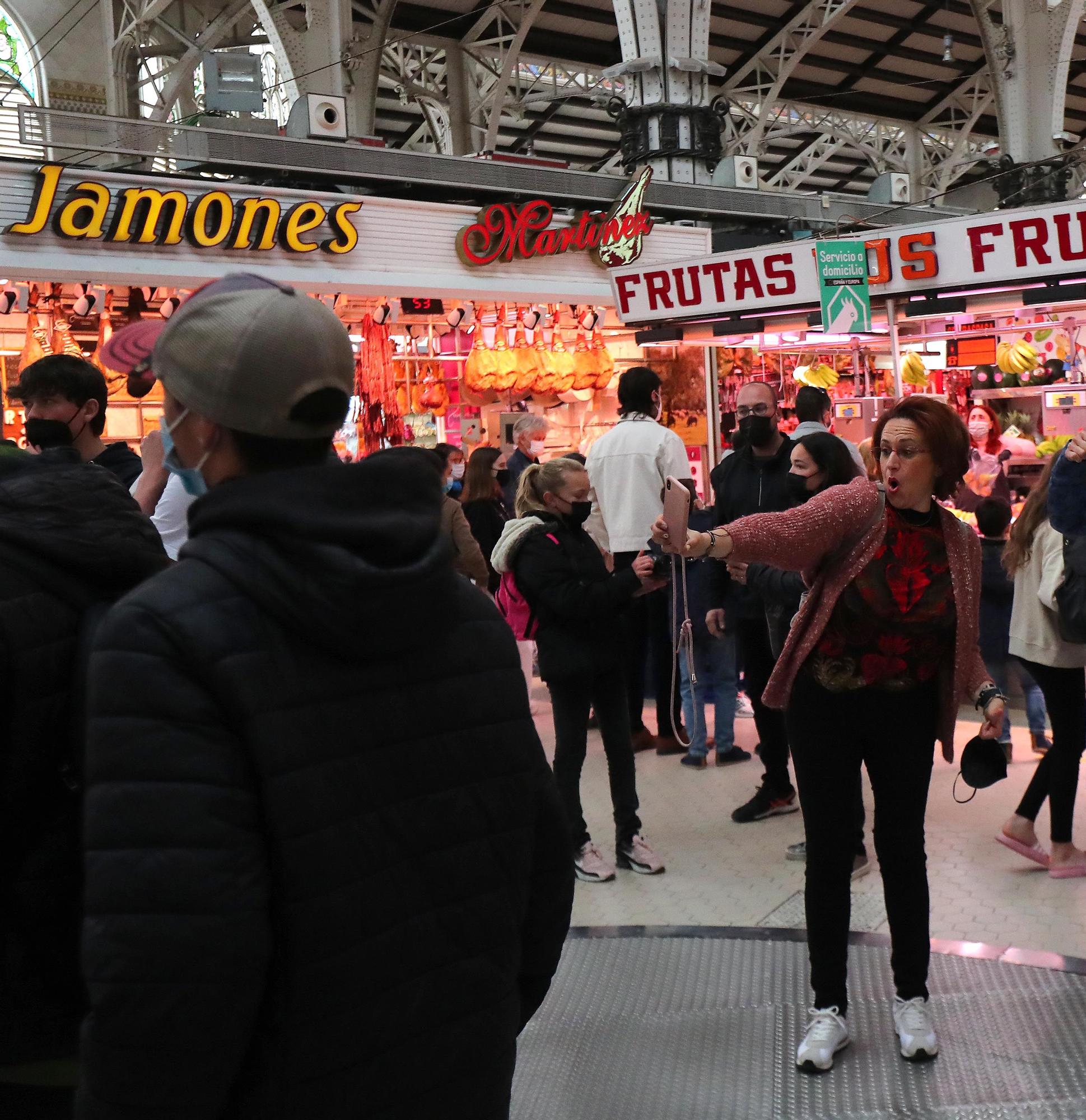 Los turistas llegan a València en Semana Santa