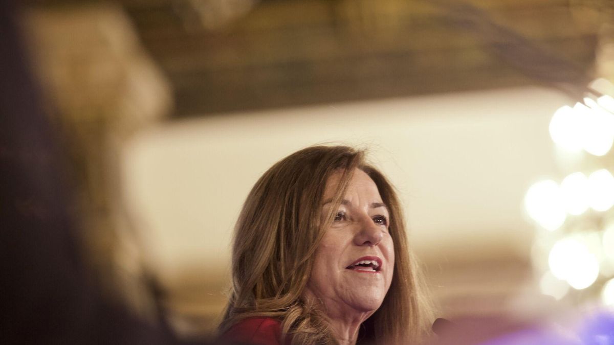 09/06/2025 La consejera de Desarrollo Educativo y Formación Profesional, María del Carmen Castillo, durante su intervención. A 09 de junio de 2025, en Sevilla (Andalucía, España). La consejera de Desarrollo Educativo y Formación Profesional, María del Carmen Castillo, participa en un desayuno de 'Fórum Europa. Tribuna Andalucía' presentada por el presidente del Parlamento, Jesús Aguirre. SOCIEDAD Esther Lobato - Europa Press