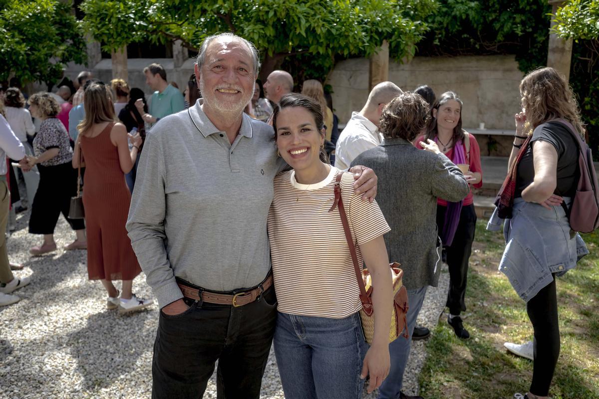 Miquel Oliver y Judith Arnau, ayer en los jardines de la Fundación Sa Nostra.