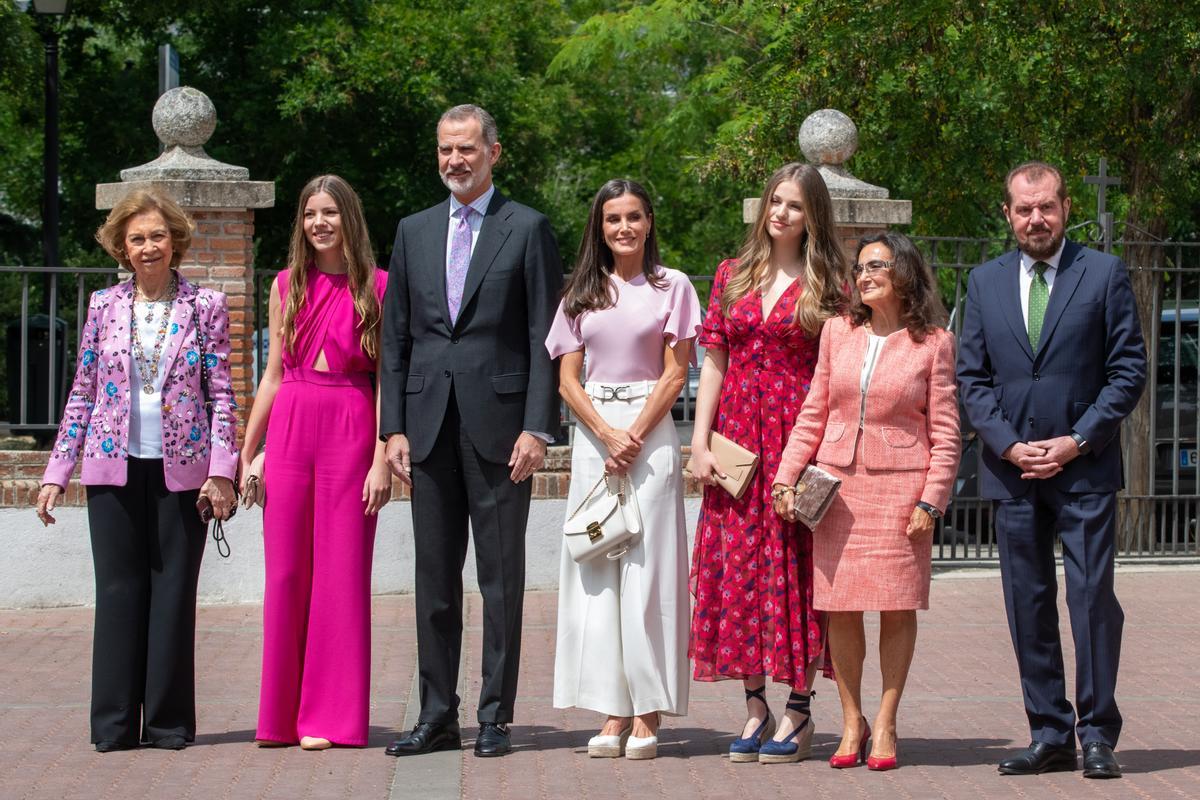 La infanta Sofía recibe la confirmación